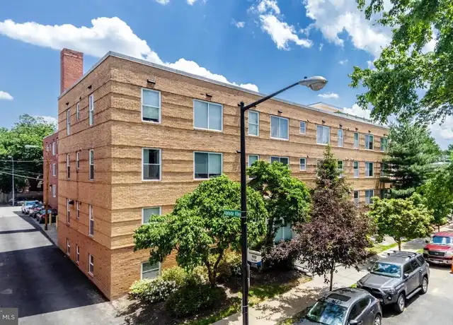 Property at 420 16th St SE #202, Washington, DC, 20003, 2 beds, 1 bath, [object Object]