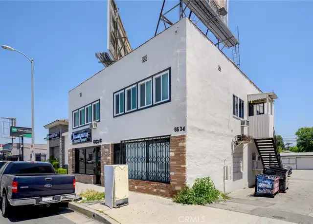 Property at 6634 Lankershim Blvd Unit C-C, North Hollywood, CA, 91606, 1 bed, 1 bath, [object Object]