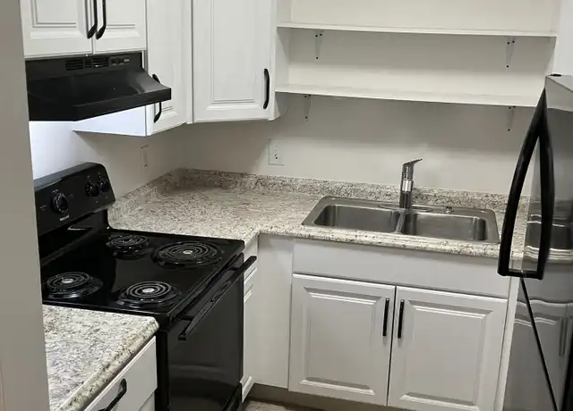 Property at 500 Bowie Dr Unit 133, Dayton, OH, 45417, 2 beds, 1 bath, [object Object]