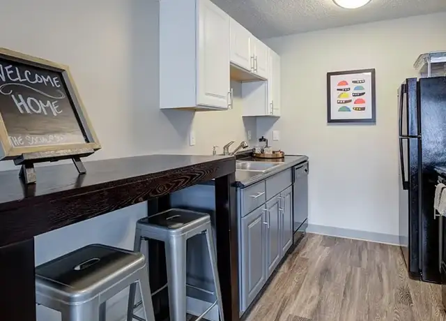 Photo of 914 W Lake St, Fort Collins, CO 80521
