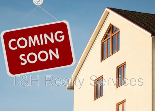 Property at 4920 Hillside Ave, Indianapolis, IN, 46205, 2 beds, 1 bath, [object Object]