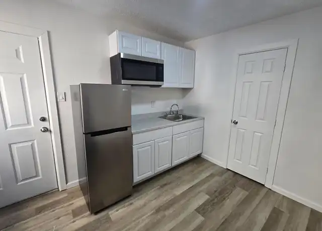 Property at 11900 Indian School Rd NE Unit A, Albuquerque, NM, 87112, 0 beds, 1 bath, [object Object]