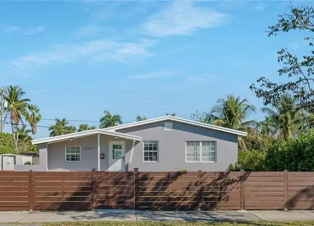 Property at 10241 Dominican Dr, Cutler Bay, FL, 33189, 3 beds, 2 baths, [object Object]