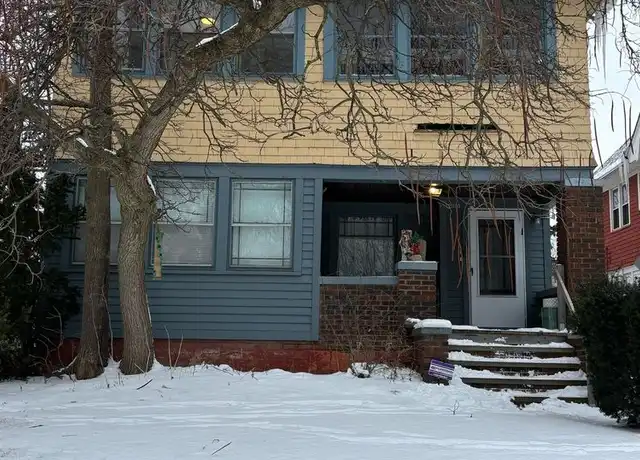 Property at 3305 E Overlook Rd Unit 3, Cleveland Heights, OH, 44118, 1 bed, 1 bath, [object Object]