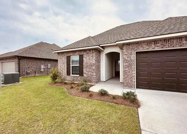 Property at 143 Villa Dr, Thibodaux, LA, 70301, 3 beds, 2 baths, [object Object]