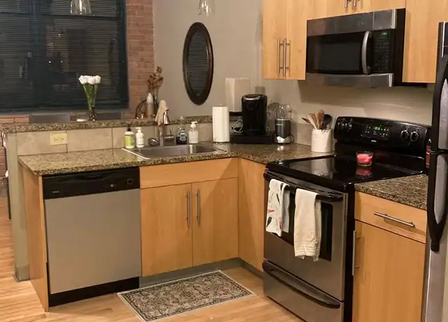 Property at 689 N Clinton St Unit 222, Syracuse, NY, 13204, 1 bed, 1 bath, [object Object]