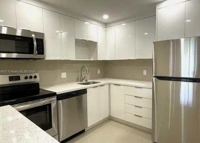 Property at 16851 NE 23rd Ave Unit A303, North Miami Beach, FL, 33160, 1 bed, 1 bath, [object Object]