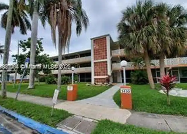 Property at 1450 NE 170th St #109, North Miami Beach, FL, 33162, 1 bed, 1 bath, [object Object]
