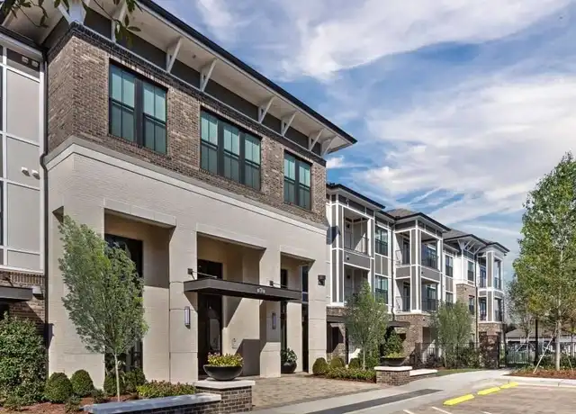 Property at 910 Deerfield Crossing Dr Unit 06212, Alpharetta, GA, 30004, 2 beds, 2 baths, [object Object]