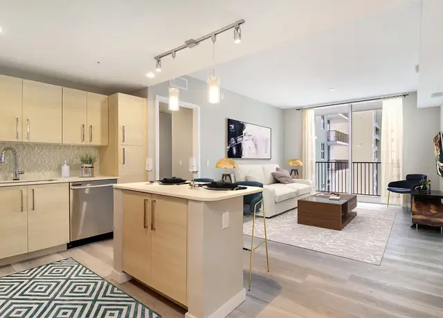 Photo of 405 NE 2nd St, Fort Lauderdale, FL 33301