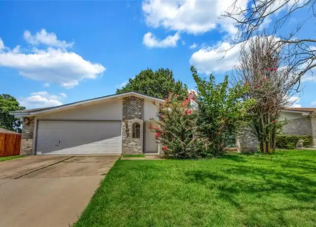 Property at 2011 Meadfoot Rd, Carrollton, TX, 75007, 3 beds, 2 baths, [object Object]
