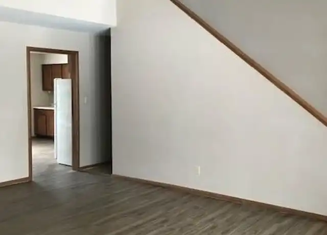 Property at 300 W Charter Dr Unit 314, Muncie, IN, 47303, 2 beds, 1 bath, [object Object]