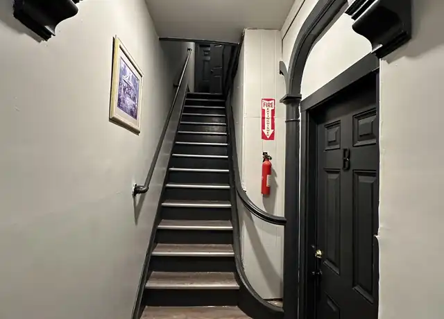 Property at 25 S Ann St, Lancaster, PA, 17602, 1 bed, 1 bath, [object Object]
