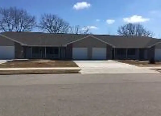 Property at 1221 Balsam Ave Unit 10, Tomah, WI, 54660, 2 beds, 1 bath, [object Object]