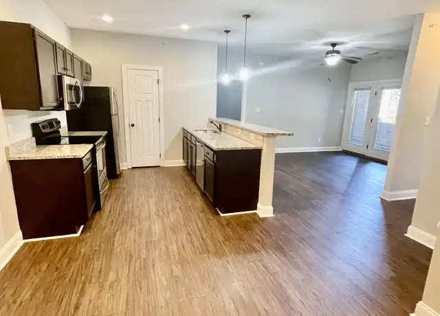 Property at 100 Portico St Unit 106, Lynchburg, VA, 24502, 2 beds, 2 baths, [object Object]