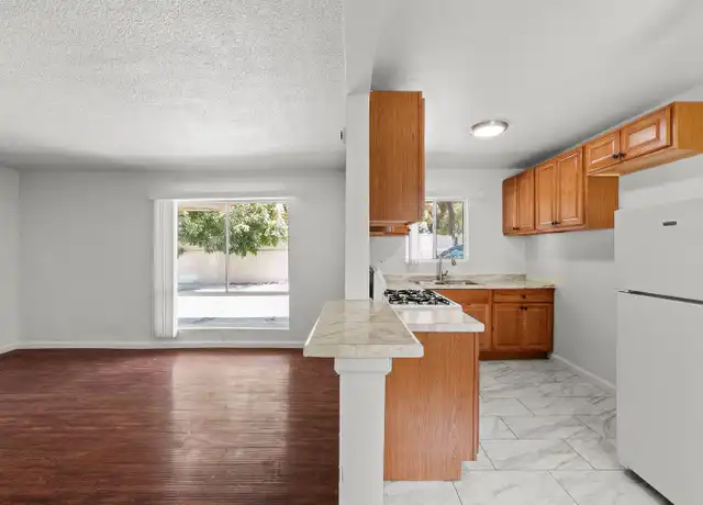 Property at 4533 Pickford St Unit 03, Los Angeles, CA, 90019, 1 bed, 1 bath, [object Object]