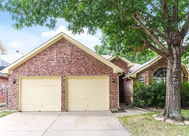 Property at 4708 Misty Ridge Dr, Fort Worth, TX, 76137, 3 beds, 2 baths, [object Object]