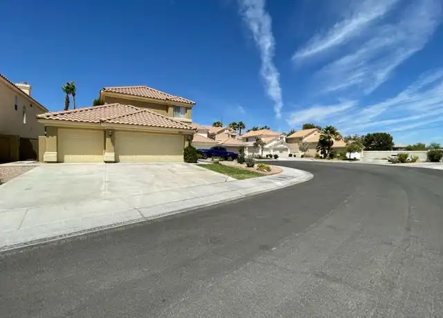 Property at 1113 Lumina Ct, Las Vegas, NV, 89117, 4 beds, 2.5 baths, [object Object]