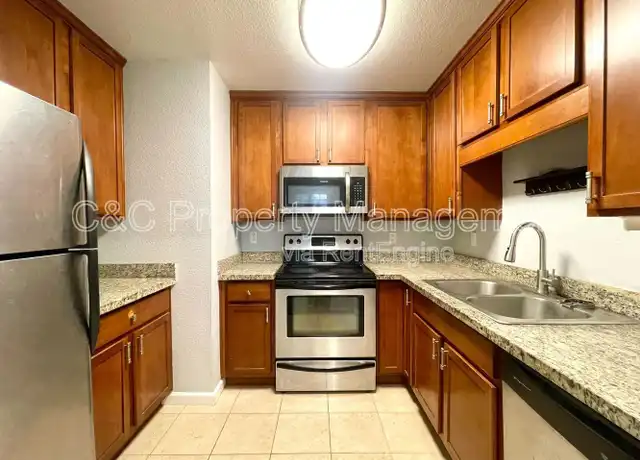 Property at 1350 N Escondido Blvd, Escondido, CA, 92026, 2 beds, 1 bath, [object Object]