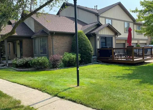Property at 107 Meadow Lane Cir Unit 2, Rochester Hills, MI, 48307, 2 beds, 1.5 baths, [object Object]