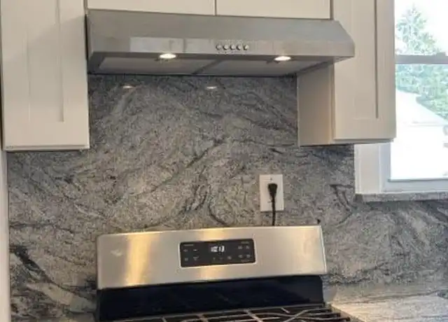 Property at 32 Glover Ave Unit 2, Woodland Park, NJ, 07424, 2 beds, 1 bath, [object Object]