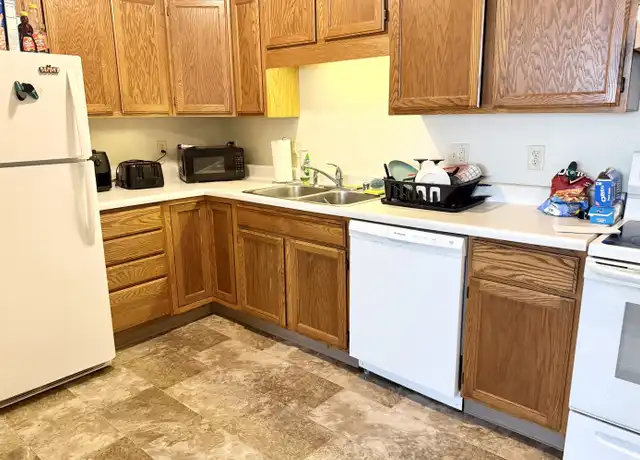 Property at 2050 Allen Blvd Unit 9, Middleton, WI, 53562, 2 beds, 1 bath, [object Object]