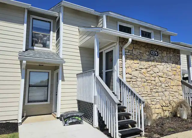 Property at 1275 College Pkwy Unit B, Gulf Breeze, FL, 32563, 2 beds, 2 baths, [object Object]
