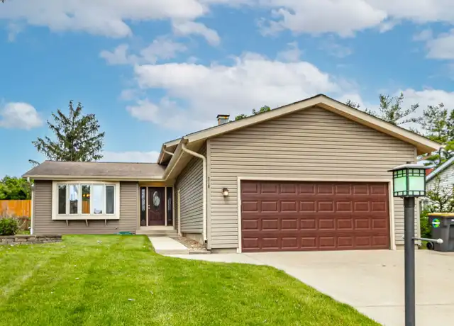 Property at 310 Huntington Dr, Streamwood, IL, 60107, 3 beds, 2 baths, [object Object]
