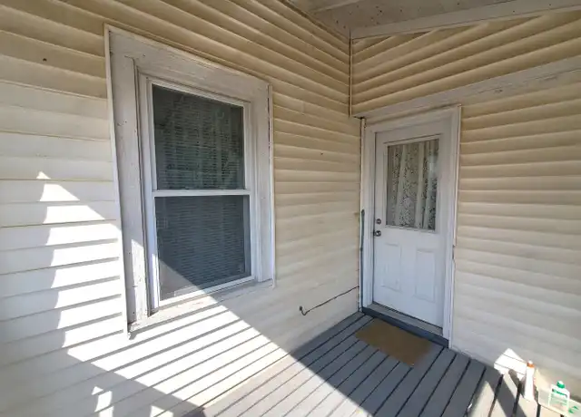Property at 202 Main St E Unit 3 (South side), Fairbank, IA, 50629, 1 bed, 1 bath, [object Object]