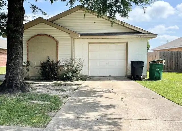 Property at 15823 Ridgecroft Rd, Houston, TX, 77053, 4 beds, 2 baths, [object Object]