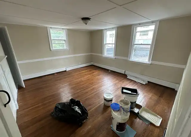 Property at 42 N Main St Unit 1, Rochester, NH, 03867, 1 bed, 1 bath, [object Object]