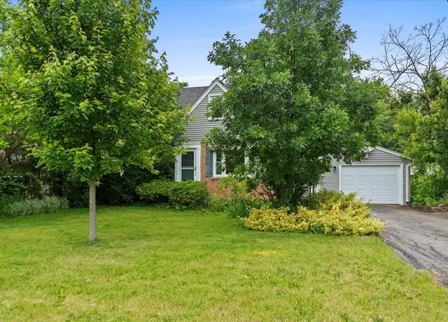 Property at 559 S Edson Ave, Lombard, IL, 60148, 4 beds, 2 baths, [object Object]