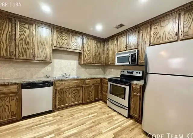 Property at 536 Campbell St Unit 2R, Kansas City, MO, 64106, 2 beds, 1 bath, [object Object]