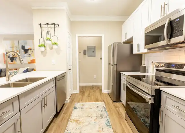 Property at Decatur Highlands - 10 Highland Lake Cir, Decatur, GA, 30033, 1-3 bed, 1-2 bath, [object Object]