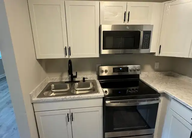 Property at 96 Tribune Ave SW Unit 96-G, Concord, NC, 28025, 2 beds, 1 bath, [object Object]