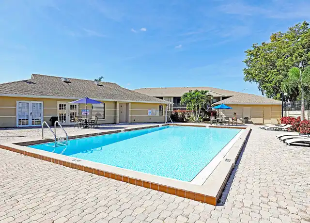 Property at 5327 Summerlin Rd Unit 5327 Summerlin Road, 2707, Fort Myers, FL, 33919, 1 bed, 1 bath, [object Object]