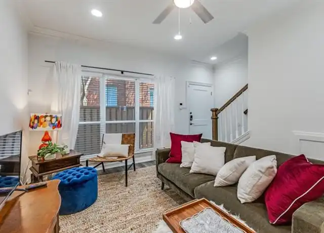 Property at 3416 Normandy Ave Apt E, Dallas, TX, 75205, 1 bed, 1.5 baths, [object Object]