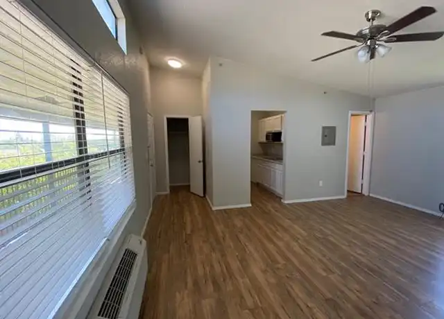 Property at 701 W Sycamore St Unit 302, Denton, TX, 76201, 0 beds, 1 bath, [object Object]