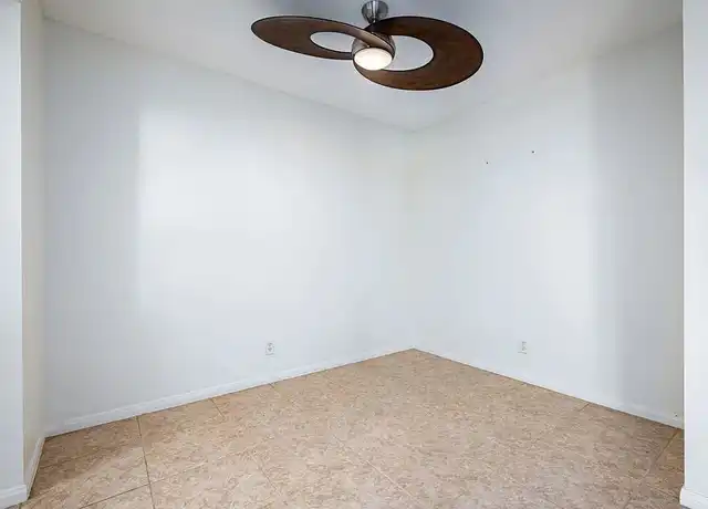 Property at 1552 S Camino Real, Palm Springs, CA, 92264, 1 bed, 1 bath, [object Object]