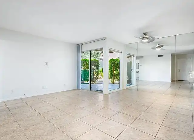 Property at 1552 S Camino Real, Palm Springs, CA, 92264, 1 bed, 1 bath, [object Object]