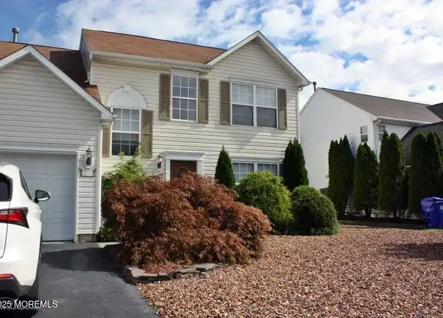 Property at 7 W Pier, Brick, NJ, 08723, 3 beds, 2.5 baths, [object Object]