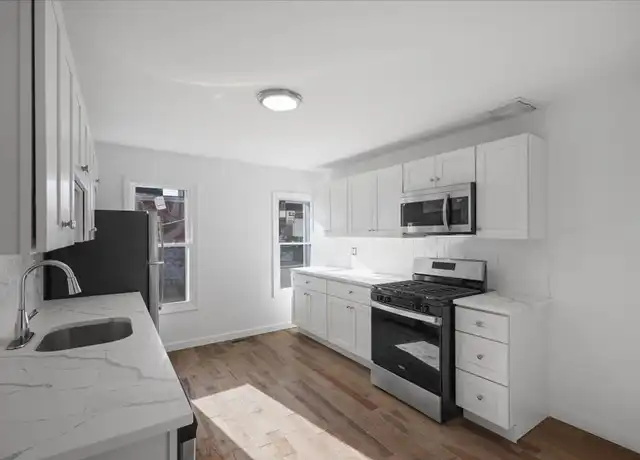 Property at 4100 Howley St Unit 4100, Pittsburgh, PA, 15224, 2 beds, 1 bath, [object Object]