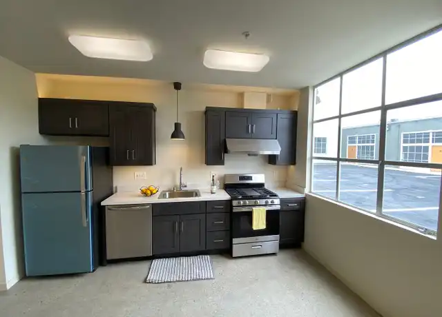 Property at 939 61st St Unit 3, Oakland, CA, 94608, 1 bed, 1 bath, [object Object]