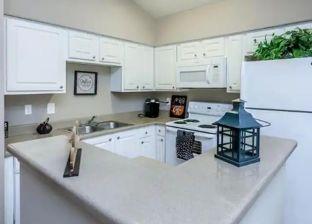 Property at 330 Cross Park Dr, Pearl, MS, 39208, 1 bed, 1 bath, [object Object]