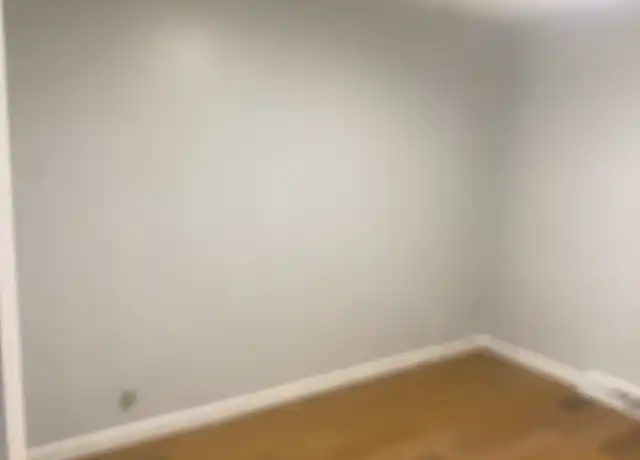 Property at 932 W Washington St Unit B, Springfield, IL, 62702, 2 beds, 1 bath, [object Object]