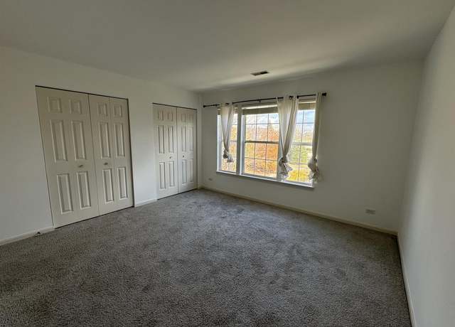 Photo of 2838 N Greenwood Ave, Arlington Heights, IL 60004