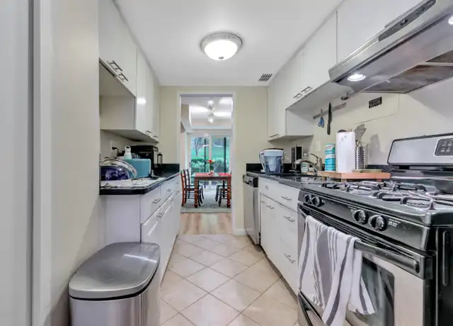 Property at 4201 Cathedral Ave NW Unit 113W, Washington, DC, 20016, 2 beds, 1 bath, [object Object]