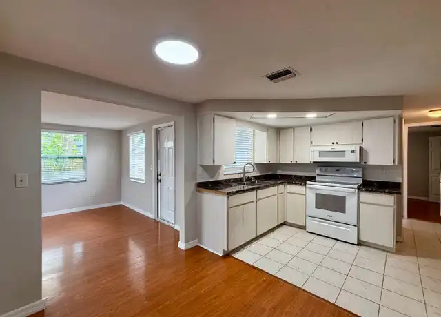 Property at 9753 Lake Chrise Ln, Port Richey, FL, 34668, 2 beds, 1 bath, [object Object]