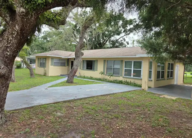 Property at 39445 Florida 575 Fl -575, Dade City, FL, 33523, 3 beds, 2 baths, [object Object]