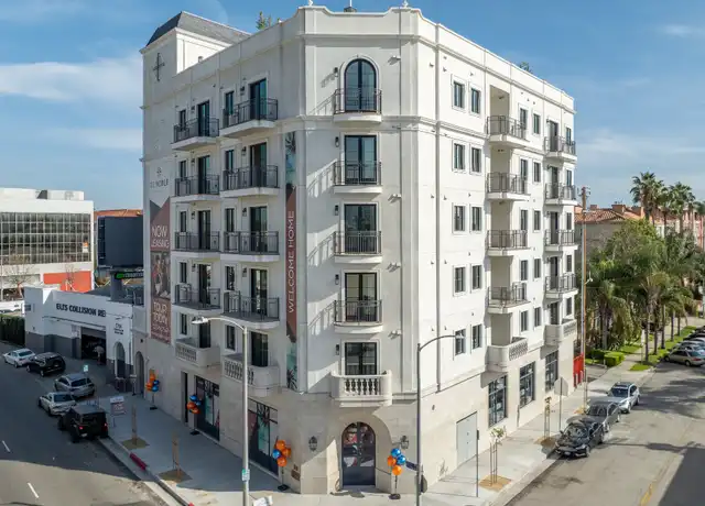Property at 5768 W 3rd St Unit 507, Los Angeles, CA, 90036, 2 beds, 2 baths, [object Object]